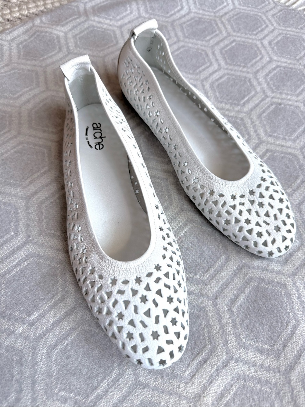 Arche Lilly Leather Ballet Flats Laser Cut White Stars France Women’s EU 40